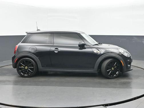 Chili Red 2021 MINI Hardtop Cooper S