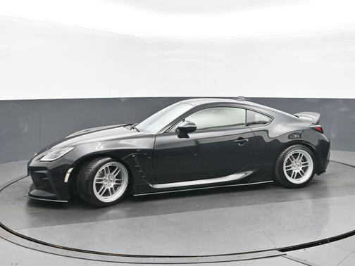 Raven 2023 Toyota GR86 Premium
