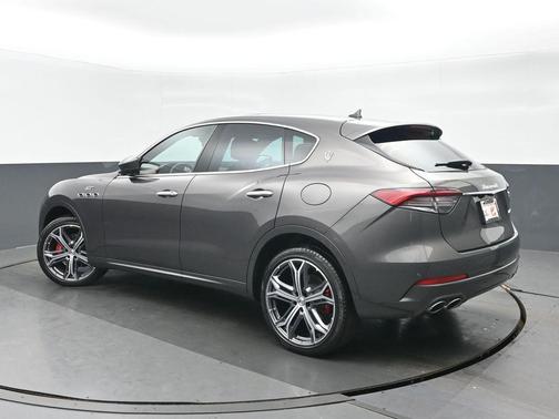 Grigio Maratea Metallic 2023 Maserati Levante GT