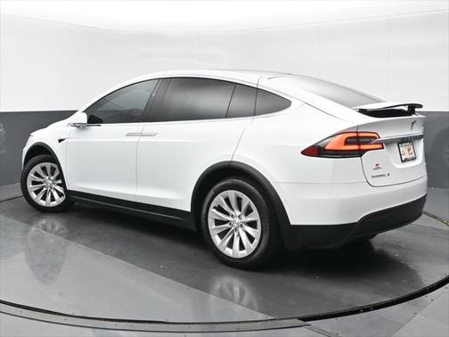 2018 Tesla Model X 75D