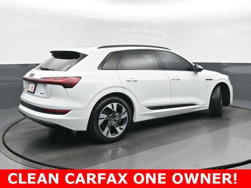 2023 Audi e-tron Premium quattro