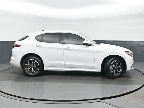 2021 Alfa Romeo Stelvio Ti