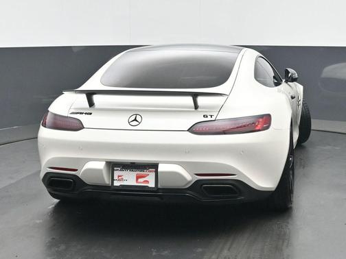 Diamond White Metallic 2017 Mercedes-Benz AMG GT AMG GT