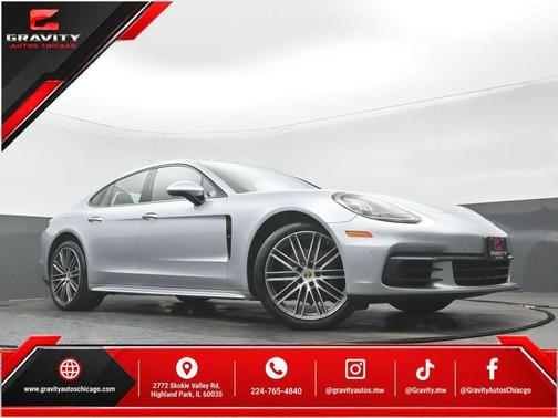 Rhodium Silver Metallic 2017 Porsche Panamera 4S