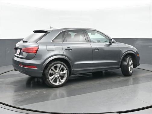 2018 Audi Q3 2.0T Premium Plus