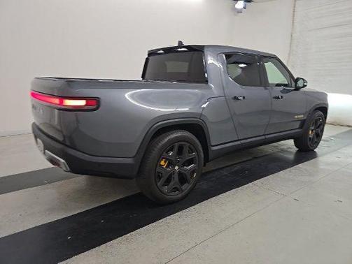 El Cap Granite 2024 Rivian R1T Adventure Quad Motor Large Pack