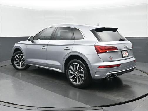 2022 Audi Q5 45 S line Premium Plus