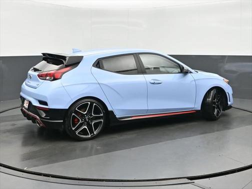 2022 Hyundai Veloster N Base