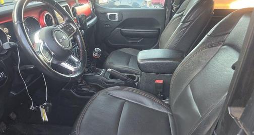 Granite Crystal Metallic Clearcoat 2020 Jeep Wrangler Rubicon