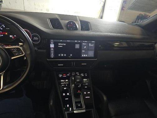 2020 Porsche Cayenne Base