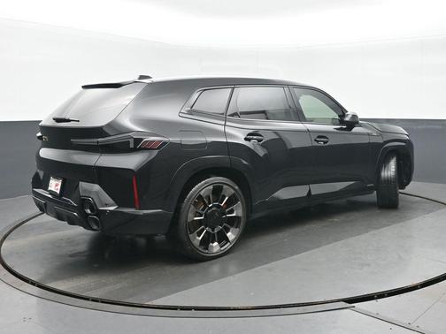 Black Sapphire Metallic 2023 BMW XM Base