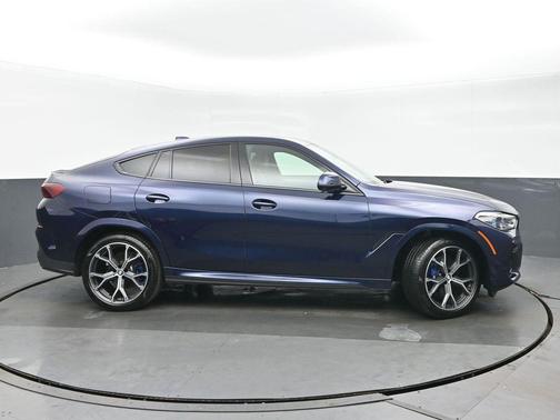 Phytonic Blue Metallic 2022 BMW X6 xDrive40i