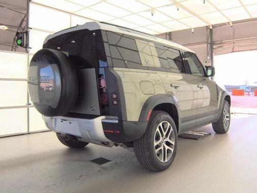 2020 Land Rover Defender 110 HSE