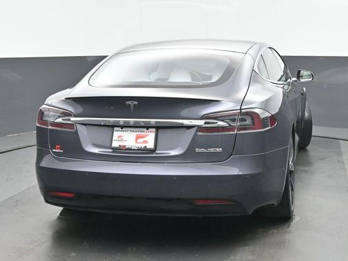 2020 Tesla Model S Performance