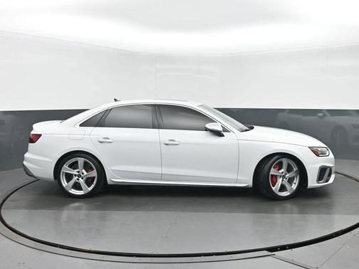 Glacier White Metallic 2023 Audi S4 Premium Plus TFSI quattro Tiptronic