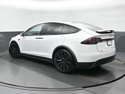 2022 Tesla Model X Plaid Tri Motor All-Wheel Drive