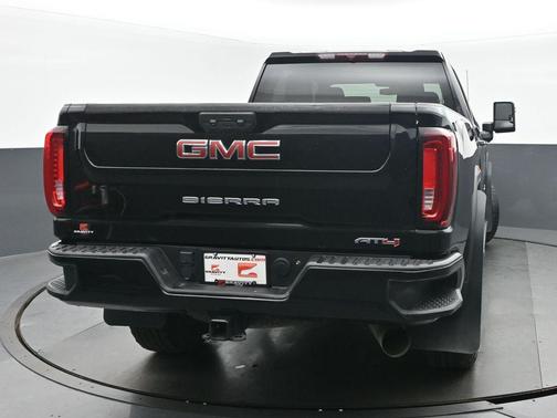 2023 GMC Sierra 2500 AT4