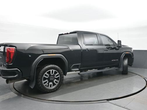 2023 GMC Sierra 2500 AT4