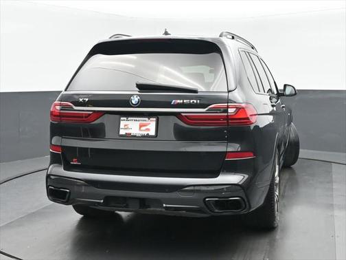 2021 BMW X7 M50i