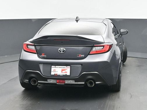 2024 Toyota GR86 Premium