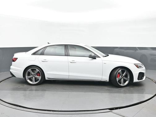 2023 Audi A4 45 S line Premium Plus