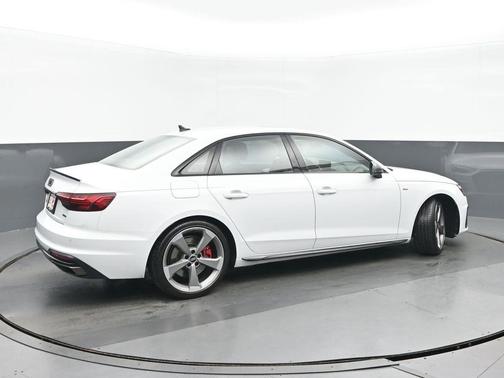 2023 Audi A4 45 S line Premium Plus