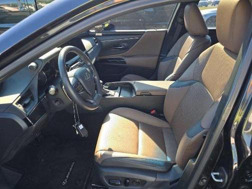 2023 Lexus ES 350 Base