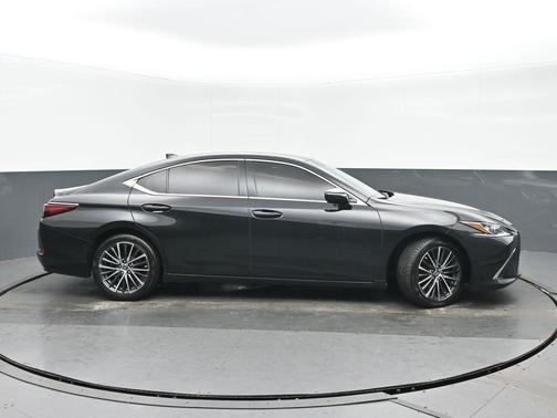 2023 Lexus ES 350 Base