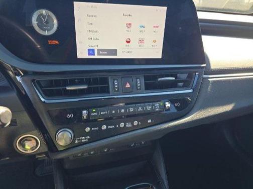 2023 Lexus ES 350 Base