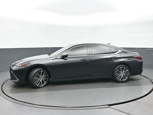 2023 Lexus ES 350 Base