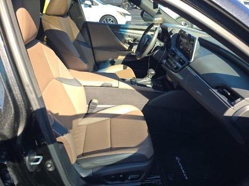 2023 Lexus ES 350 Base