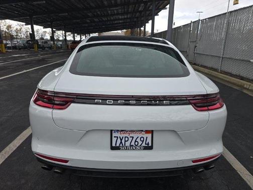 2017 Porsche Panamera 4S