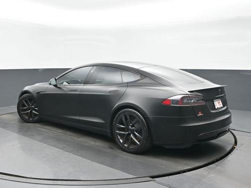 2021 Tesla Model S Plaid