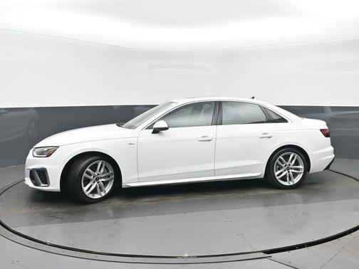 2024 Audi A4 45 S line Premium Plus