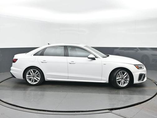 2024 Audi A4 45 S line Premium Plus