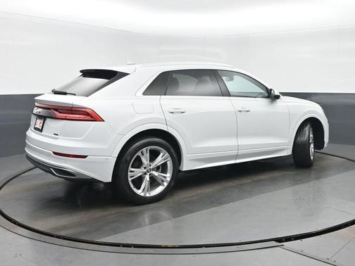 Glacier White Metallic 2019 Audi Q8 3.0T Premium Plus