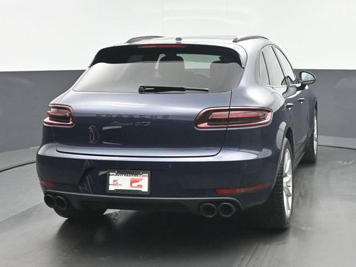 Blue 2017 Porsche Macan Macan GTS