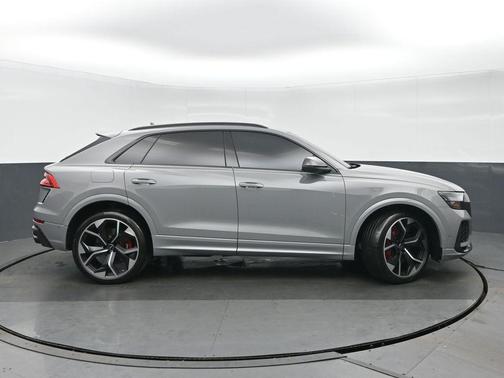 Nardo Gray 2024 Audi RS Q8 4.0T