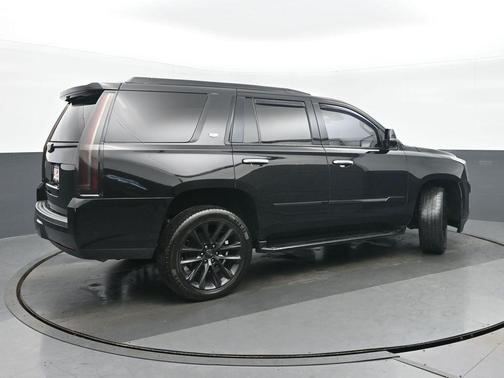 2020 Cadillac Escalade Luxury