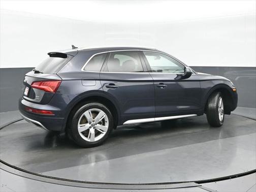 2018 Audi Q5 2.0T Premium Plus