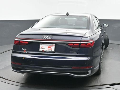 2022 Audi A8 L 55 TFSI quattro Tiptronic