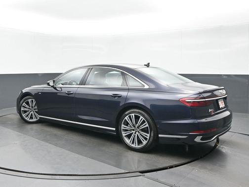 2022 Audi A8 L 55 TFSI quattro Tiptronic