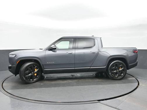 2022 Rivian R1T Adventure