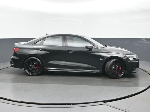 Mythos Black Metallic 2024 Audi RS 3 TFSI quattro S tronic