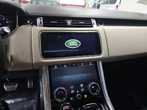 2021 Land Rover Range Rover Sport HSE Silver Edition