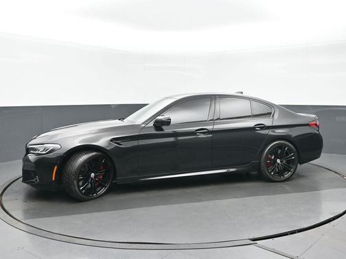 2022 BMW M5 Base