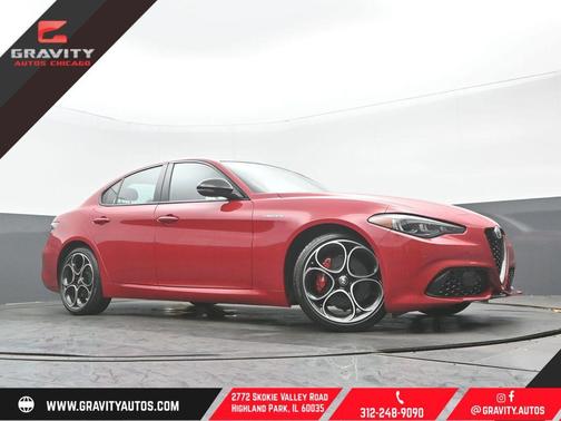 Alfa Rosso 2024 Alfa Romeo Giulia Veloce AWD
