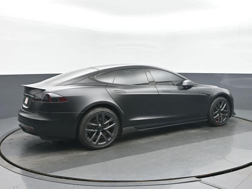 Solid Black 2021 Tesla Model S Plaid