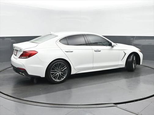 2021 Genesis G70 2.0T AWD