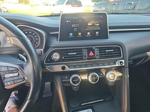 2021 Genesis G70 2.0T AWD